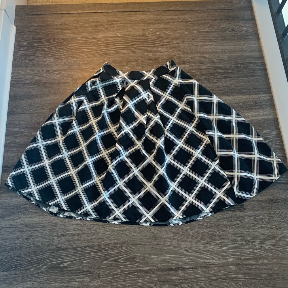 Never worn Express skirt